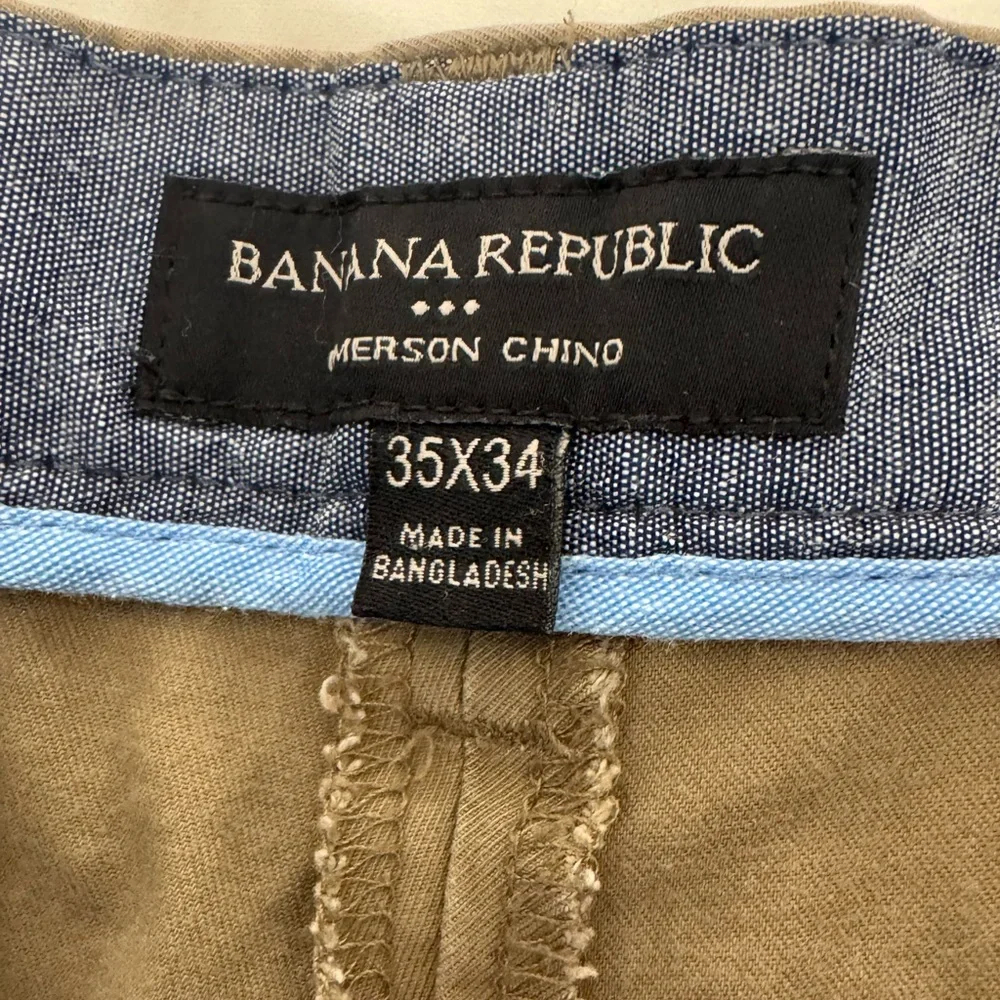 Banana Republic Emerson Chino Pants Beige Flat Front Men’s Size 35x31